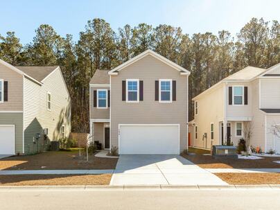 Photo 1 of 22 : 135 Sunray Lane