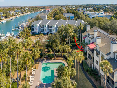 Photo 1 of 25 : 407 Yacht Harbor Court