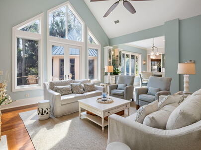 Photo 1 of 25 : 2455 The Haul Over