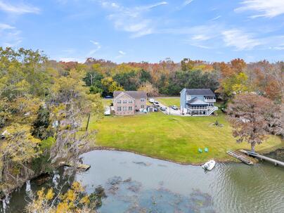 Photo 1 of 25 : 1106 Mccrae Drive