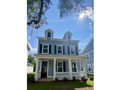 Photo 1 of 25 : 2225 Blue Bayou Boulevard