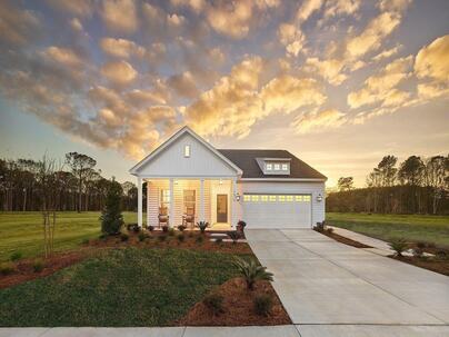 Photo 1 of 25 : 640 Cottage Landing Drive