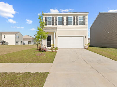 Photo 1 of 25 : 192 Lyra Lane