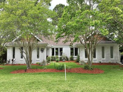 Photo 1 of 25 : 1522 Pinebark Lane