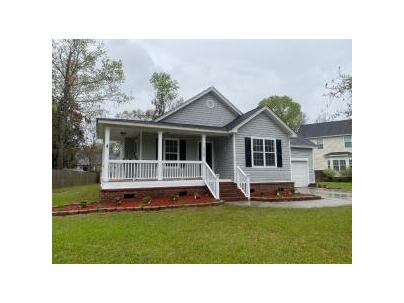 Photo 1 of 25 : 8309 Berringer Bluff