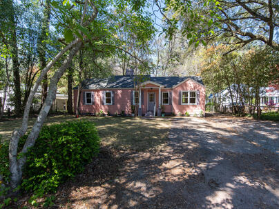Photo 1 of 25 : 708 Laurel Street