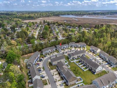 Photo 1 of 25 : 7787 Montview Road