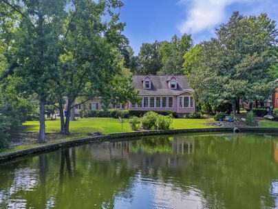 Photo 1 of 25 : 3168 Stanyarne Drive