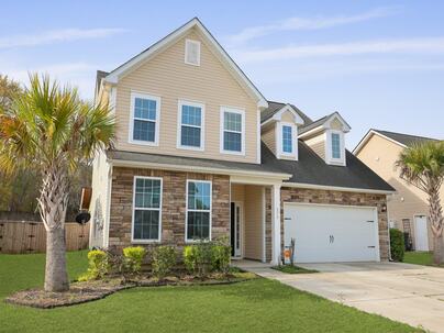 Photo 1 of 25 : 470 Gianna Lane