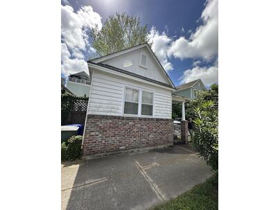 Photo 1 of 13 : 227 Fishburne Street