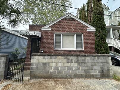 Photo 1 of 14 : 3 Woodall Court