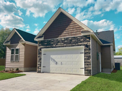 Photo 1 of 19 : 222 New Iris Lane