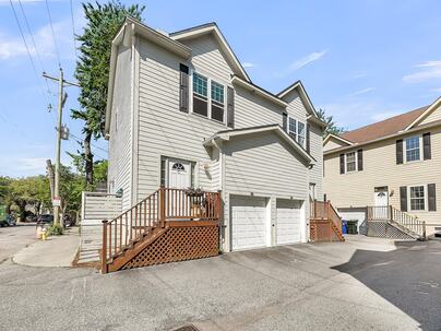 Photo 1 of 25 : 118 Congress Street, #F
