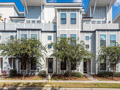 Photo 1 of 25 : 4577 Summey Street
