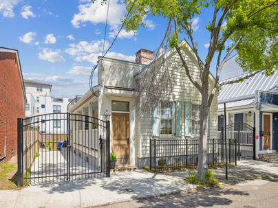 Photo 1 of 25 : 22 Sheppard Street