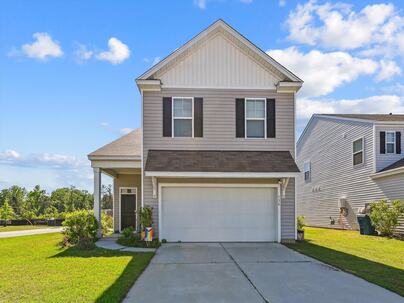 Photo 1 of 25 : 136 Pontoria Drive