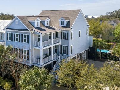 Photo 1 of 25 : 1427 Wando View Street