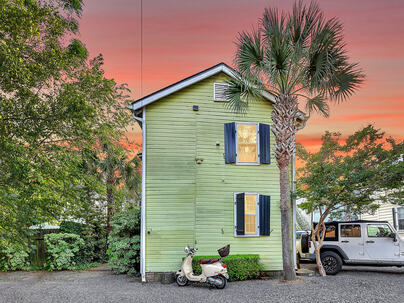 Photo 1 of 25 : 3.5 Kracke Street, #C