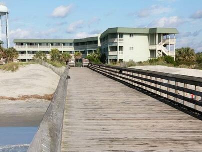 Photo 1 of 25 : 1300 Ocean Boulevard, #308