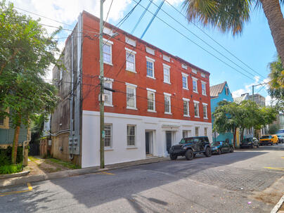 Photo 1 of 25 : 35 Society Street, #D