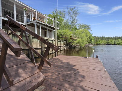 Photo 1 of 25 : 8487 Parkers Ferry Road