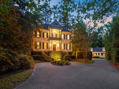Photo 1 of 25 : 418 Carolina Avenue