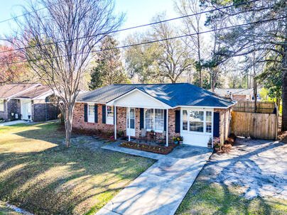 Photo 1 of 25 : 4437 Garwood Drive