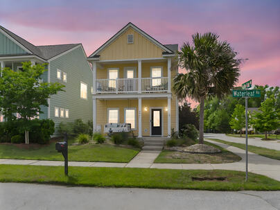 Photo 1 of 25 : 2961 Waterleaf Road