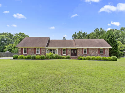 Photo 1 of 25 : 4097 Brown Street