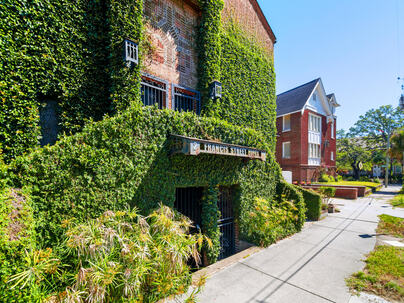 Photo 1 of 25 : 2 Francis Street, #I