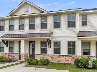 Photo 1 of 25 : 7812 Park Gate Drive