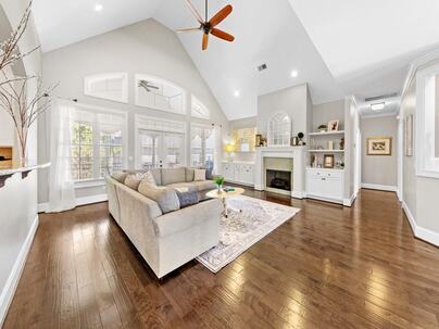 Photo 1 of 25 : 241 Clubside Drive