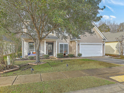 Photo 1 of 25 : 240 Mayfield Drive