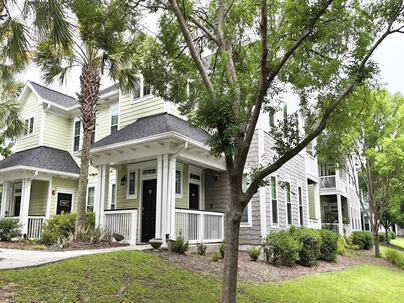 Photo 1 of 25 : 1225 Blakeway Street, #906