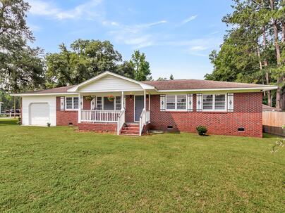 Photo 1 of 25 : 127 Roberts Road