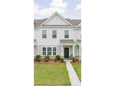 Photo 1 of 14 : 328 Surfbird Road