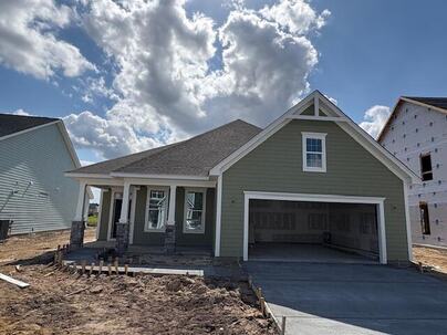 Photo 1 of 25 : 2020 Grange Circle