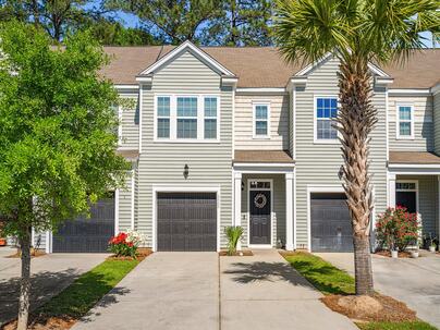 Photo 1 of 23 : 2505 Stadium Drive
