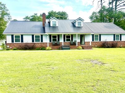 Photo 1 of 25 : 1850 Benjamin Boulevard