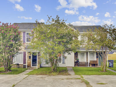 Photo 1 of 25 : 5120 Scarsdale Avenue