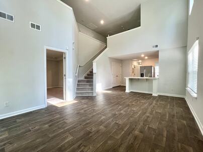 Photo 1 of 25 : 109 Rosefield Court