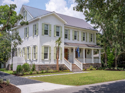 Photo 1 of 25 : 108 Live Oak Drive