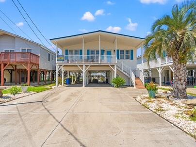 Photo 1 of 24 : 325 58th Avenue