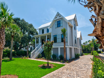 Photo 1 of 25 : 1727 Atlantic Avenue