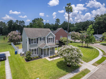 Photo 1 of 25 : 4847 Cane Pole Lane