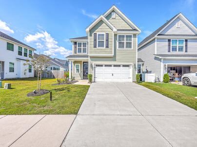 Photo 1 of 25 : 132 Mcclellan Way