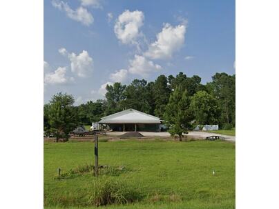 Photo 1 of 18 : 1906 Low Country Highway