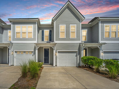 Photo 1 of 25 : 816 Porcari Street