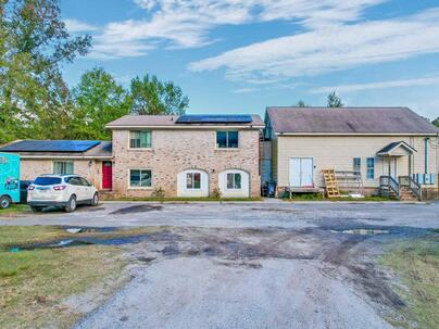 Photo 1 of 24 : 2860 Bacons Bridge Road