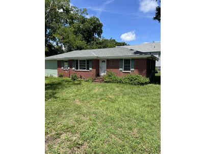 Photo 1 of 5 : 1602 Rifle Range Road